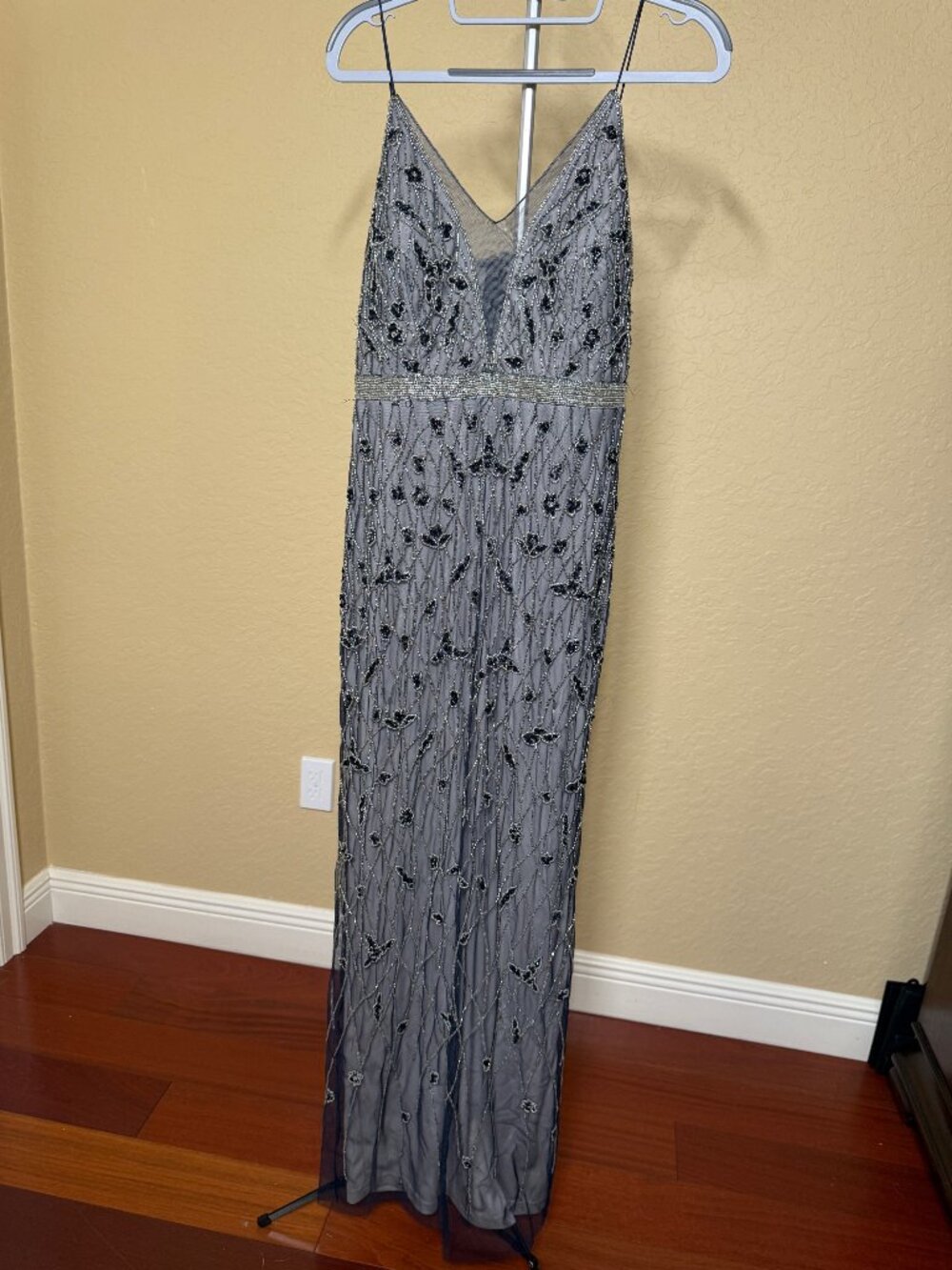 Adrianna Papell Navy Silver Beaded Mesh Column Gown NWT Size 4 AP1E202406